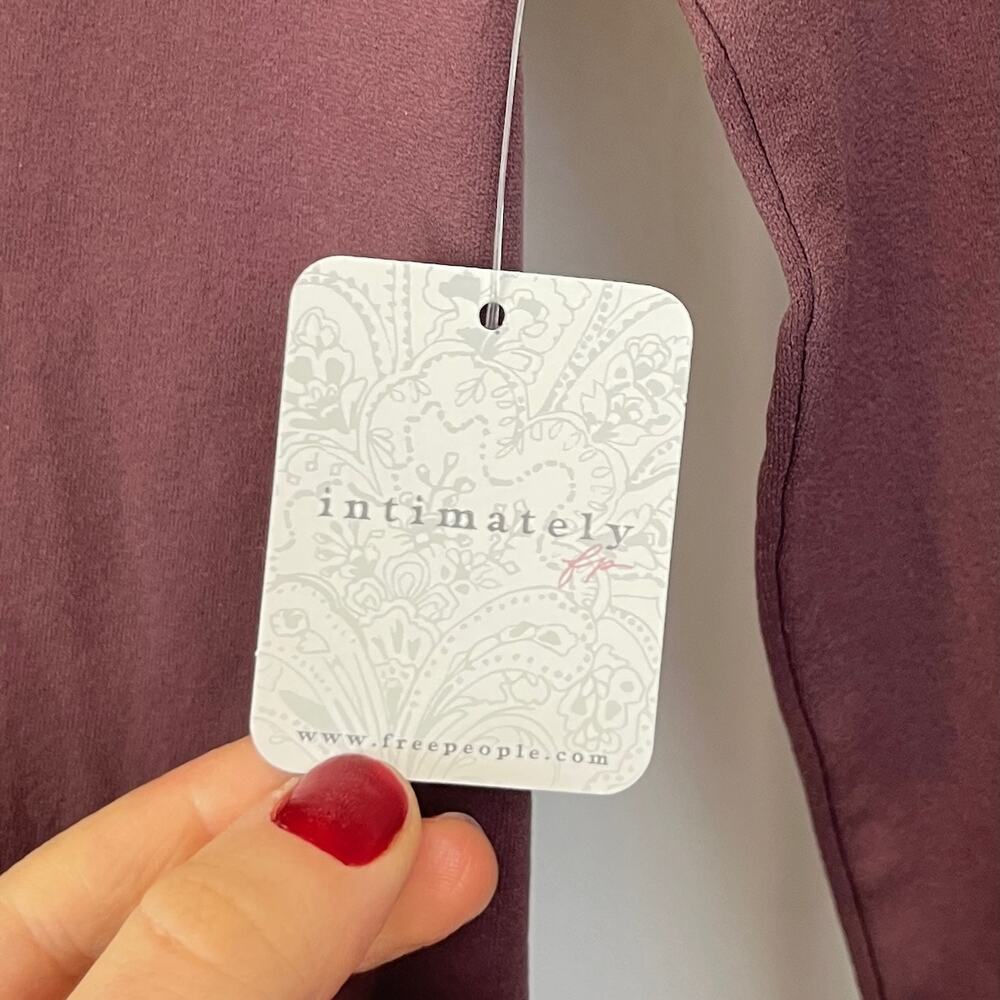 NWT FREE PEOPLE Intimately Makes Sense Top Keyhole Long Sleeve Purple Size M L - Picture 3 of 9